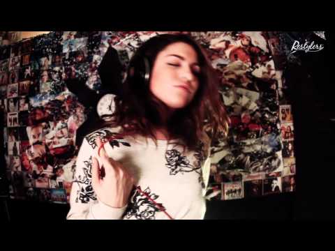 Deep Divas - Turn Up The Bass [Club Mix] [OFFICIAL VIDEO]