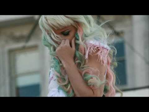 Darmon King feat. Cosmica - L.I.F.E.