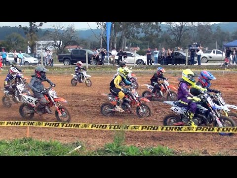 2ª etapa do Campeonato Brasileiro de Velocross 2023 Disputa entre os primeiros na 65cc