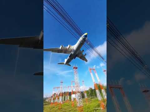 Un Antonov-124, el avión de carga más grande del mundo, aterrizó en el aeropuerto JMC