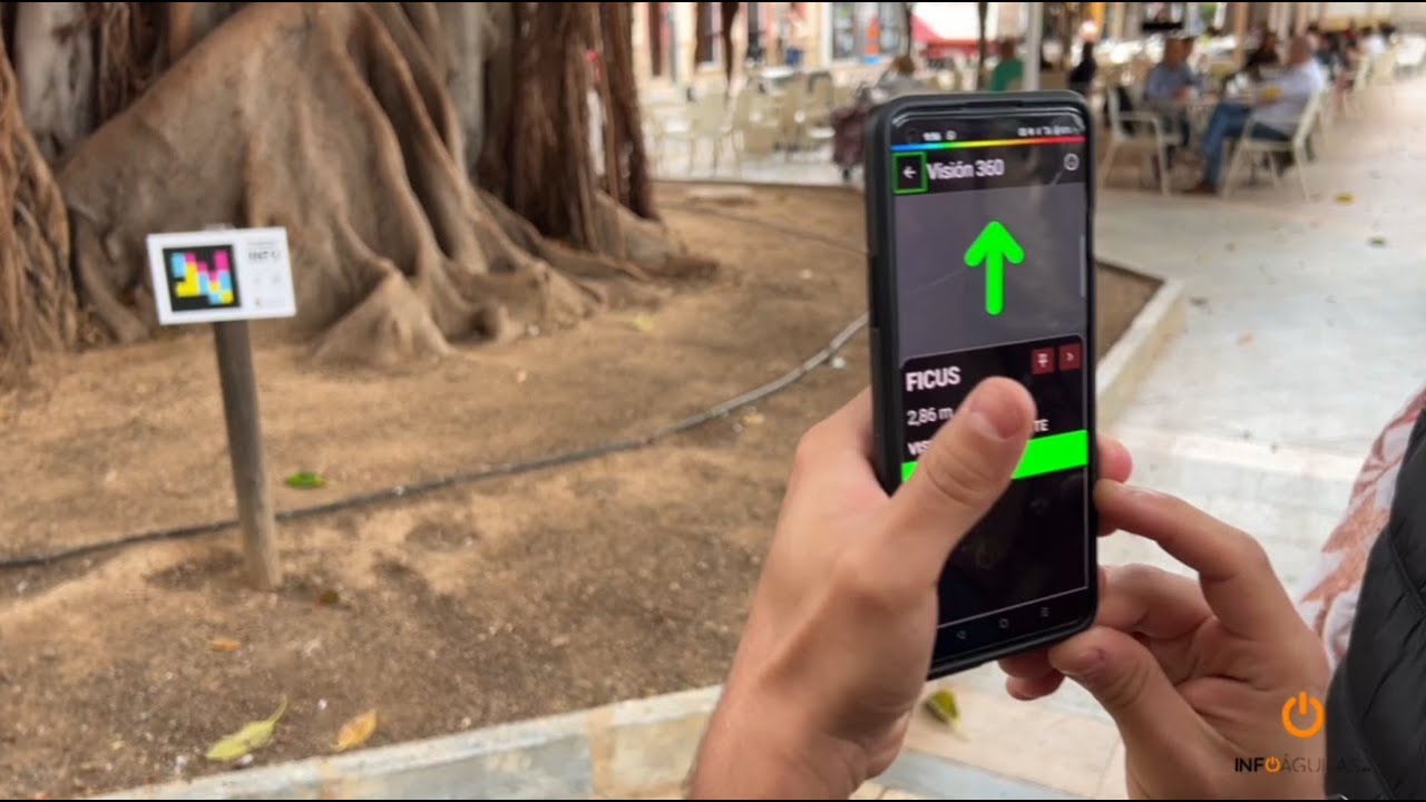 Águilas instala códigos Navilens para acercar la historia de sus lugares de interés a invidentes y personas con discapacidad visual