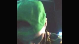 Chris Brown - To The Side