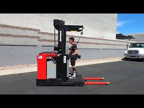RAYMOND EASI-OPC30TT 3,000lb Electric  #9169 - Forklift for Sale