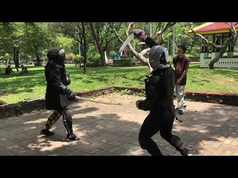 My Chinese Jian Sword VS European Saber. Mixed weapons full sparring!!