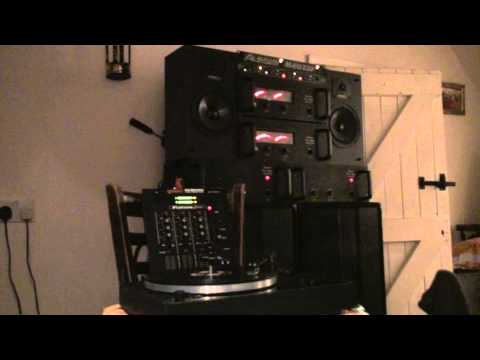 UB40 Don't walk on the grass