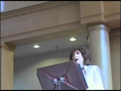 Raya Gonen - Soprano - Ich Wandre Durch Theresienstadt.