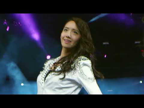 GIRLS' GENERATION | SNSD - 'Genie' at 'I AM' SMTOWN Live '10 in Madison Square Garden