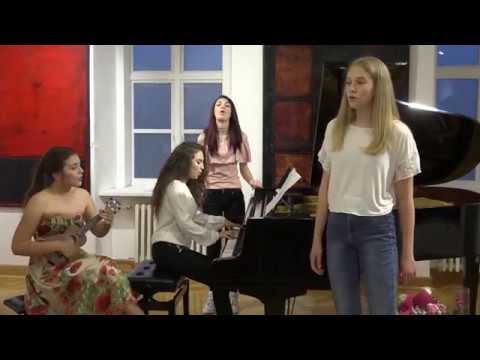 Andjela Tomić & "Piccoline", Rhianna: Stay