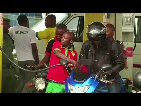 尼日利亞談判讓大石油保持興趣 (Nigeria negotiates to keep Big Oil interested)