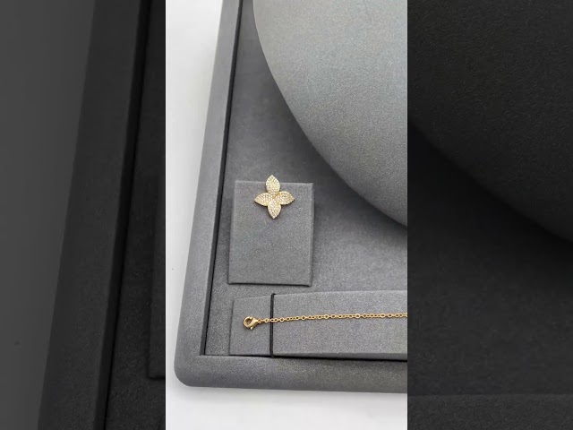 طقم 4 قطع تصميم عالمي - فضي, ذهبي