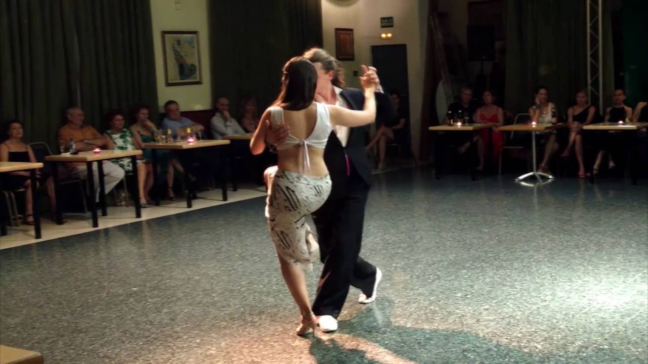 Tymoteusz Ley & Agnieszka Stach - tango improvisation in Casa Valencia 1/3