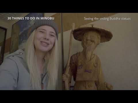 31 Seeing the smiling Buddha statues