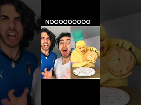 ITALIANS vs PINEAPPLE PIZZA MAN 😂 #shorts