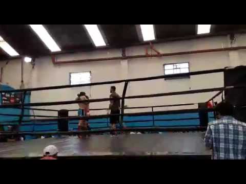 Ezequiel "Psicópata" Alegre - kick boxing amateur 1round - Houdini Kombat