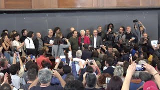 Mimmo Lucano alla Sapienza: gli studenti cantano Bella Ciao