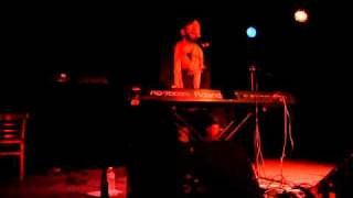 Light Outside - Michael Grubbs (Wakey!Wakey!) - SF @ Cafe du Nord Acoustic set 3/23/11