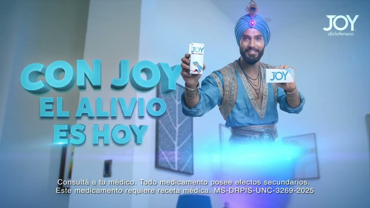 Familia usando JOY