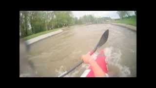 preview picture of video 'Alex Garcia Kayak slalom vichy, 8 mai 2013'