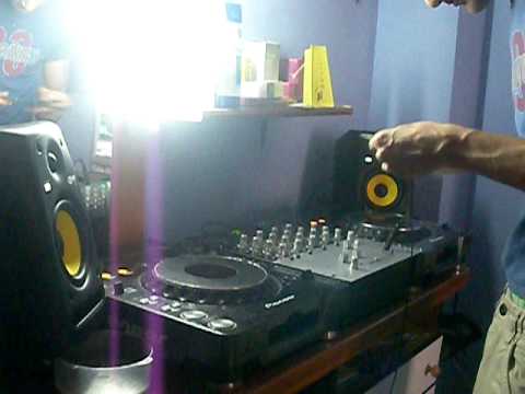 .:: Gorka Music ::. Sesion Summer Party 2010 in House ( Part II )