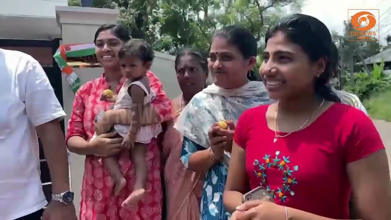 വി.ഡി സതീശ​ന്റെ വീട്ടിൽ മധുര വിതരണം | Kerala CM | Congress
