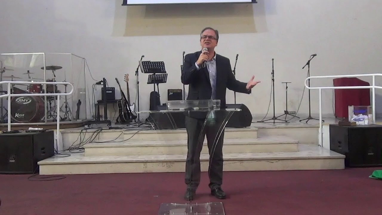 Ezequiel 22.30 Deus buscando alguém que se coloque na brecha