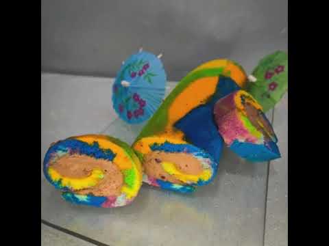 Rotolo arlecchino di carnevale  con crema al mascarpone e nutella