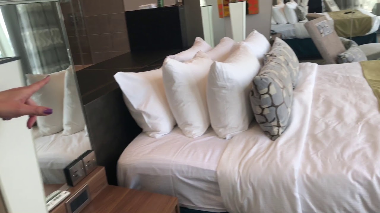 Allure of the Seas - Cabin 1758 - Video 2