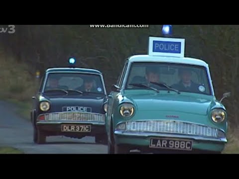 Heartbeat Chase Scene - Off the Rails - Ashfordly Police Vs Steam Loco