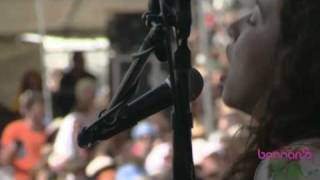 Regina Spektor - Poor Little Rich Boy (Bonnaroo 2010)