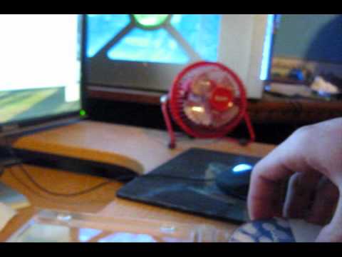 Cleaning a CD, DVD, or Blu-ray, or Other Optical Drive