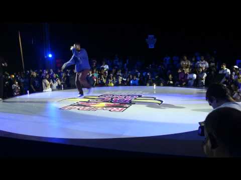 Red bull BC One Cypher 2012 Bahrain - FINAL Battle - bboy zero Vs bboy Zilla