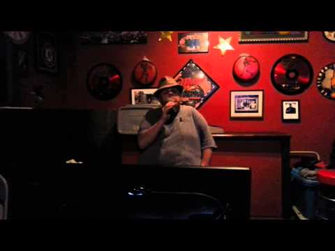 Grego sings : Hello - Lionel Ritchie