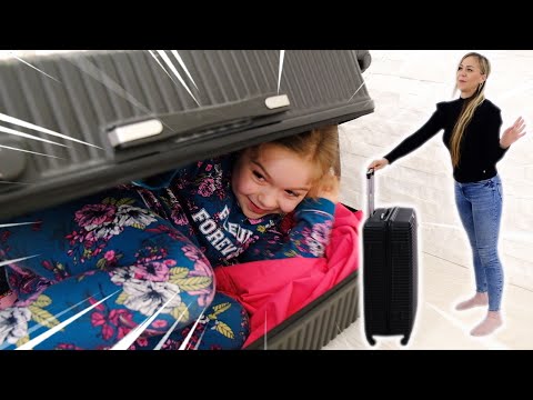 Marina ne zna da je Arija sa njom na putovanju! Smestila se u kofer i otputovala!