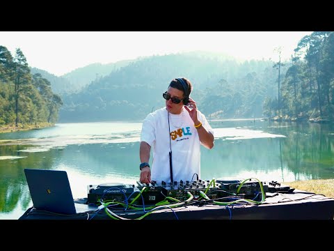 Villamizar - The Lagoon (Afro House Mix)