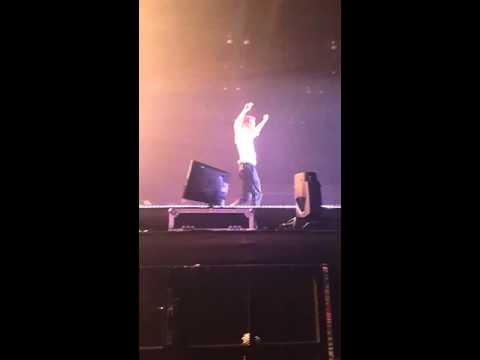 160130 Rain The Squall in HK@La song