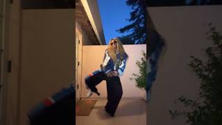 Ciara Dancing to &#39;It Depends&#39; #chrisbrown #itdependschallenge