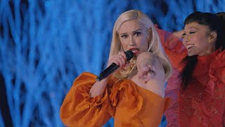 Watch Gwen Stefani Perform &#39;Feliz Navidad&#39; at Disneyland!