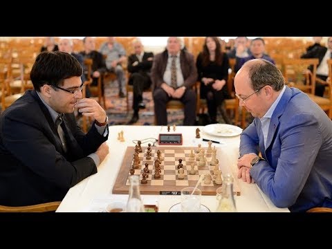 Insane Queen Sac by Vishy Anand
