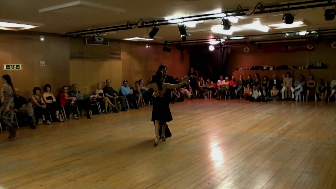 "Si supiera que la extraño" Aníbal Lautaro -  Valeria Maside