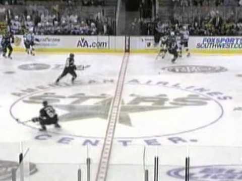 Jamal Mayers upends Mark Fistric