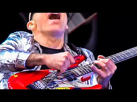Joe Satriani - "Satch Boogie" At Hellfest 2016 with "Surfing Guitar"