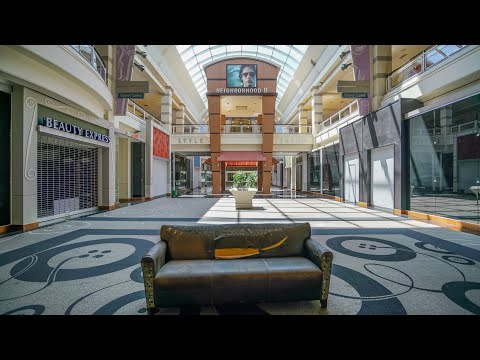 Exploring the Abandoned Cincinnati Mall - Annoyed Security