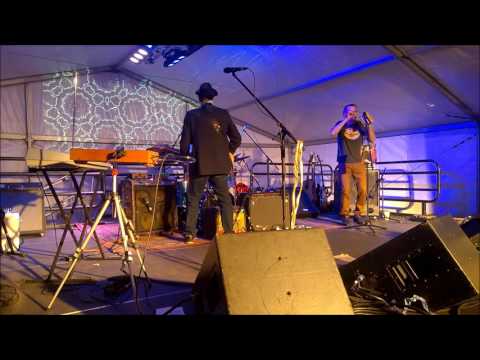 THE DINNER IS RUINED (IN THE SOIL 2017) 1