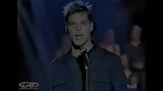 RICKY MARTIN "CASI UN BOLERO"