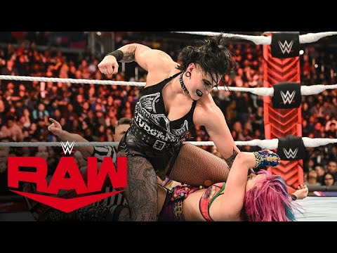 Asuka vs. Bayley vs. Rhea Ripley – Triple Threat Match: Raw, Dec. 5, 2022