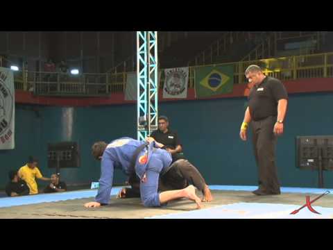 MUNDIAL CBJJE 2013 - Adriano Silva x Ediglidson da Silva by x-combat