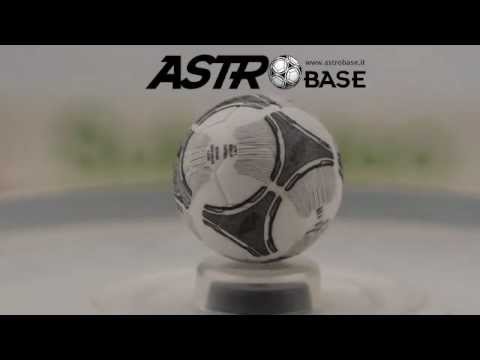 immagine di anteprima del video: Pallone finale Euro 2012 - Dimensione 22 mm