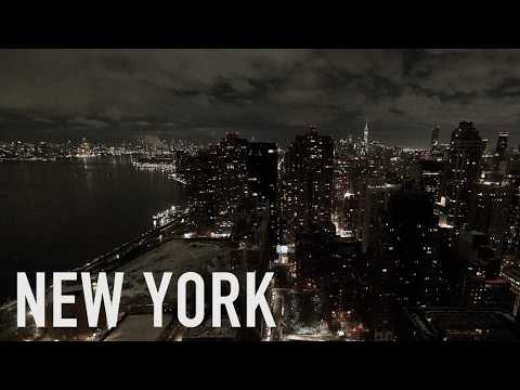 New York City Night Ambience – 8 Hours of Gentle Snowfall & City Traffic Sounds (4K)