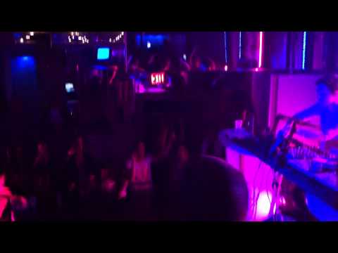 Porter Robinson @ Club 77 - Porter The Bouncer + One More Time Edit