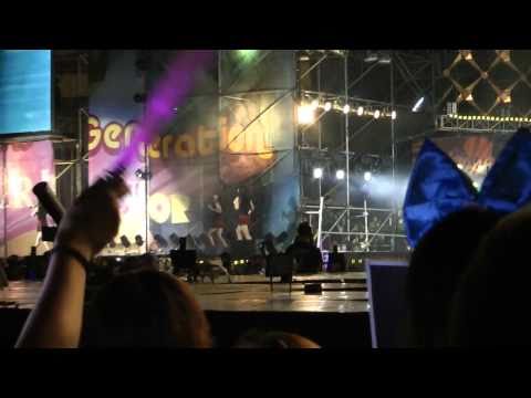 [Fancam] 100911 SNSD@ SM TOWN 2010 Shanghai [2/4]
